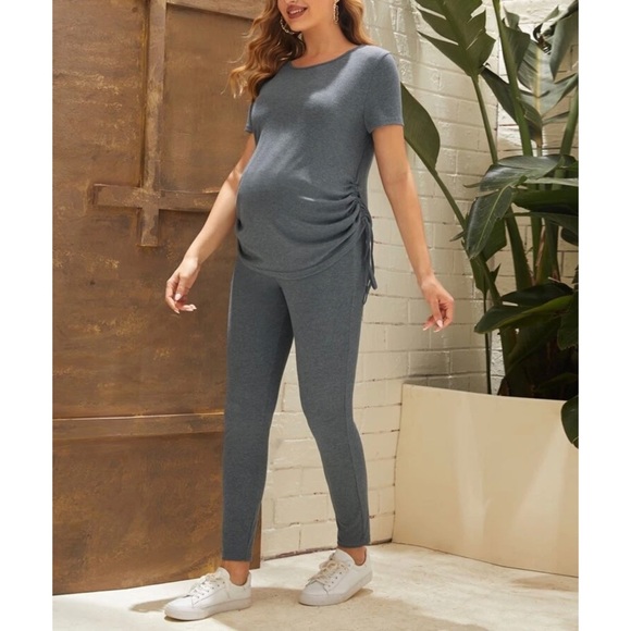 Cassini Maternity Drawstring Ruched Tee & Leggings Set - Picture 5 of 6